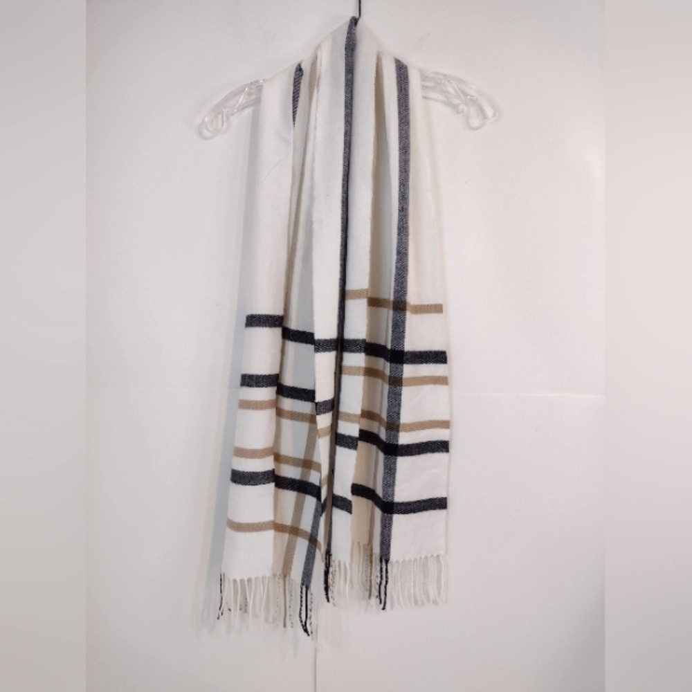 ITALY DESIGN women's white, grey and tan. Scar cashmere/viscose blend